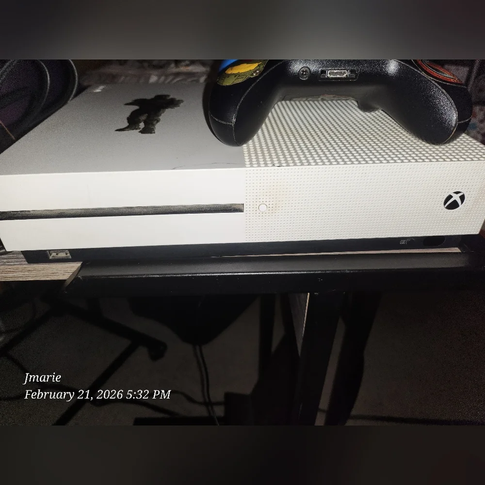 Microsoft Xbox One S 500GB White Console Bundle with 2 Controllers
